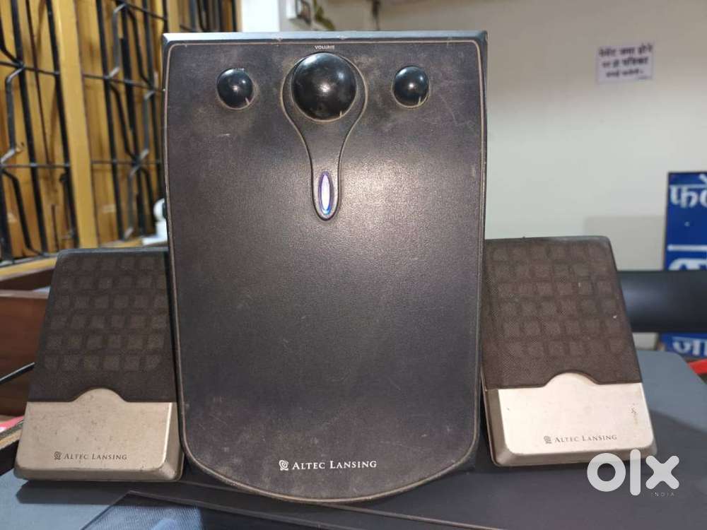 Altec Lansing Speaker with woofer