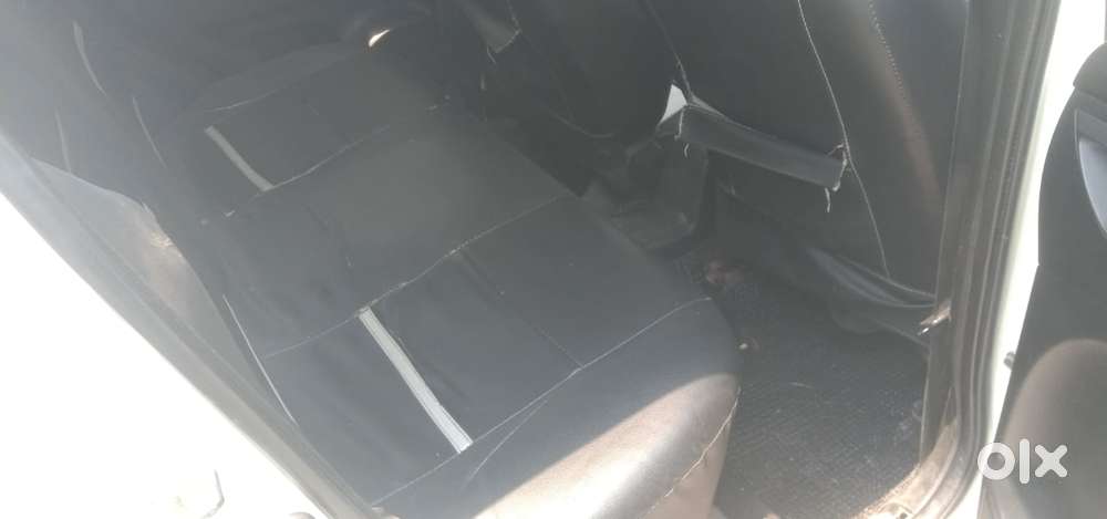 Maruti Suzuki Swift Vxi Abs Bsiv, 2016, Petrol