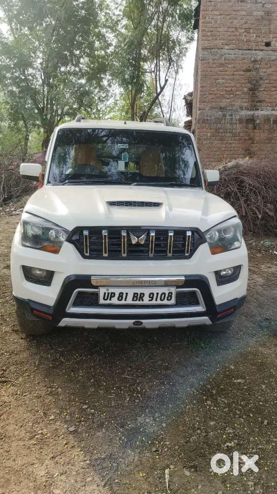 Mahindra Scorpio 1.99 Hybrid 2017