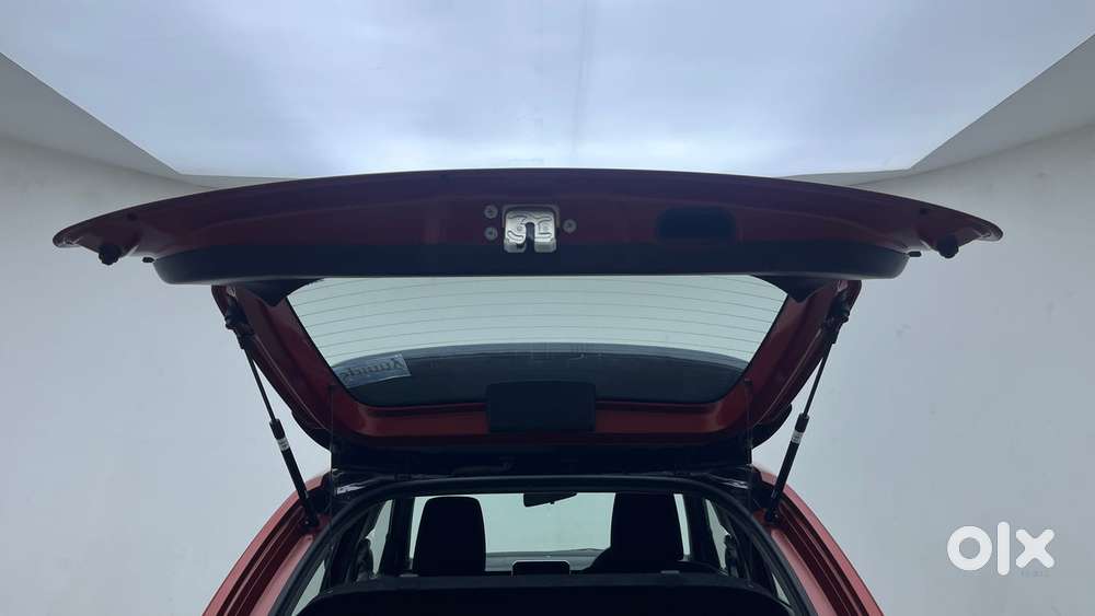 Maruti Suzuki Ignis 1.2 Alpha Mt Dual Tone, 2018, Petrol