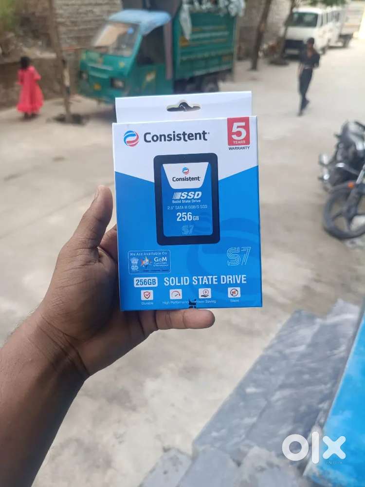256 GB SATA SSD DRIVE