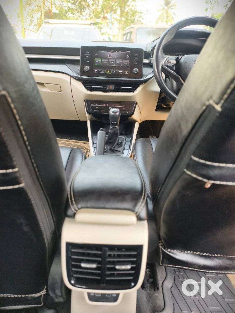 Skoda Slavia Ambition Plus 1.0 Tsi Mt, 2024, Petrol