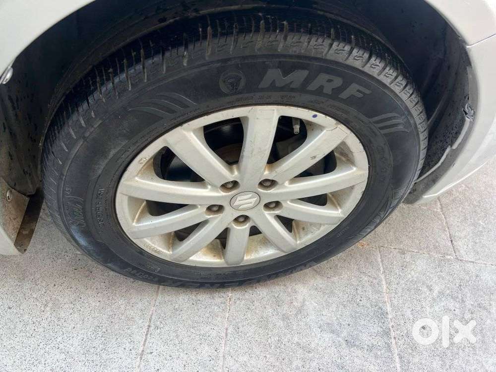 Maruti Suzuki Sx4 Zxi At Leather, 2013, Petrol