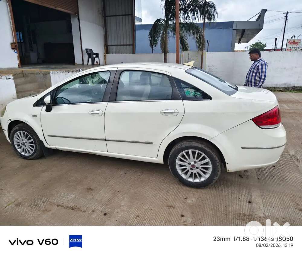 Fiat Linea Emotion 2010 Petrol Manual