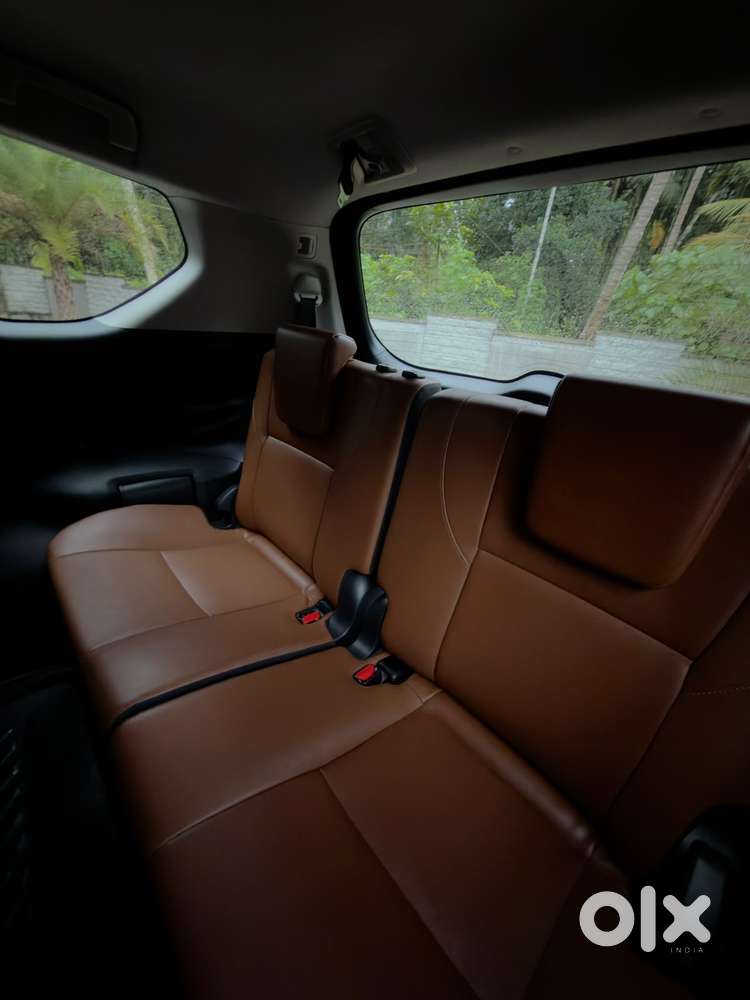 Toyota Innova Crysta 2.8z Automatic, 2017, Diesel