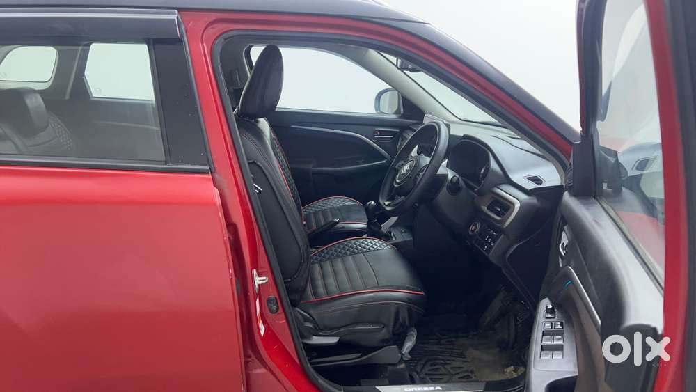 Maruti Suzuki Vitara Brezza 1.5 Zxi Plus At Dual Tone, 2022, Petrol