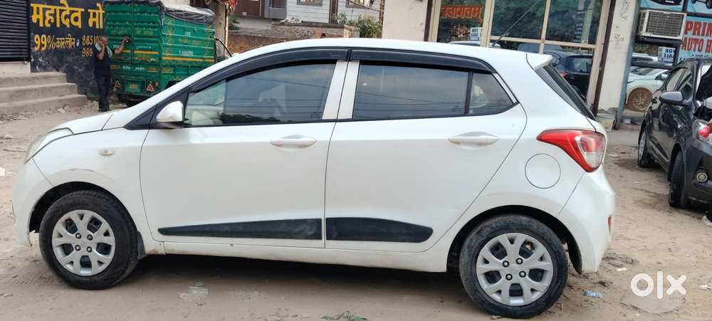 Hyundai Grand I10 Magna 1.2 Kappa Vtvt, 2015, Petrol