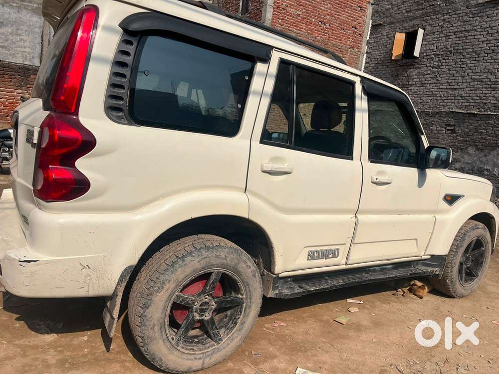Mahindra Scorpio Diesel 2016