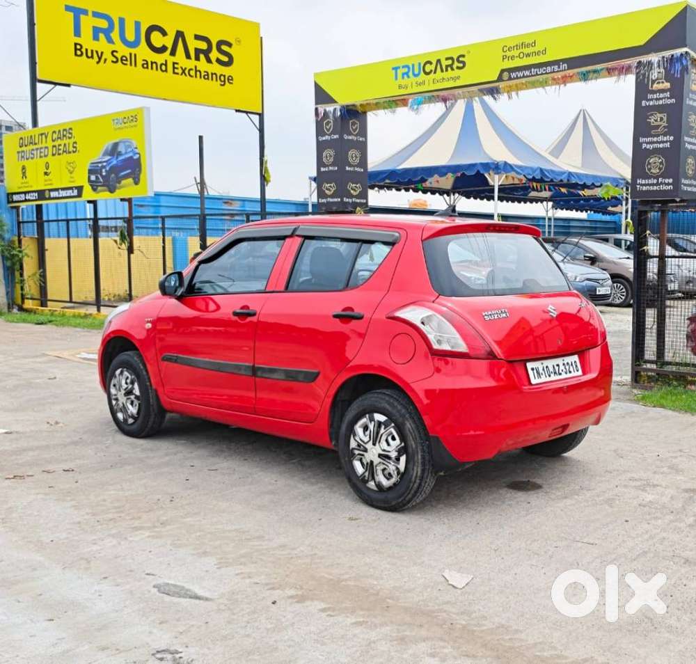 Maruti Suzuki Swift Lxi Optional-o, 2017, Petrol