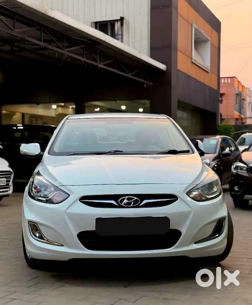 Hyundai Verna Diesel Sx(o) 1.6 Crdi Top Model