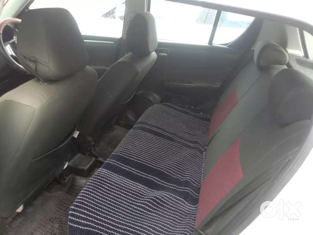 Maruti Suzuki Swift 2012