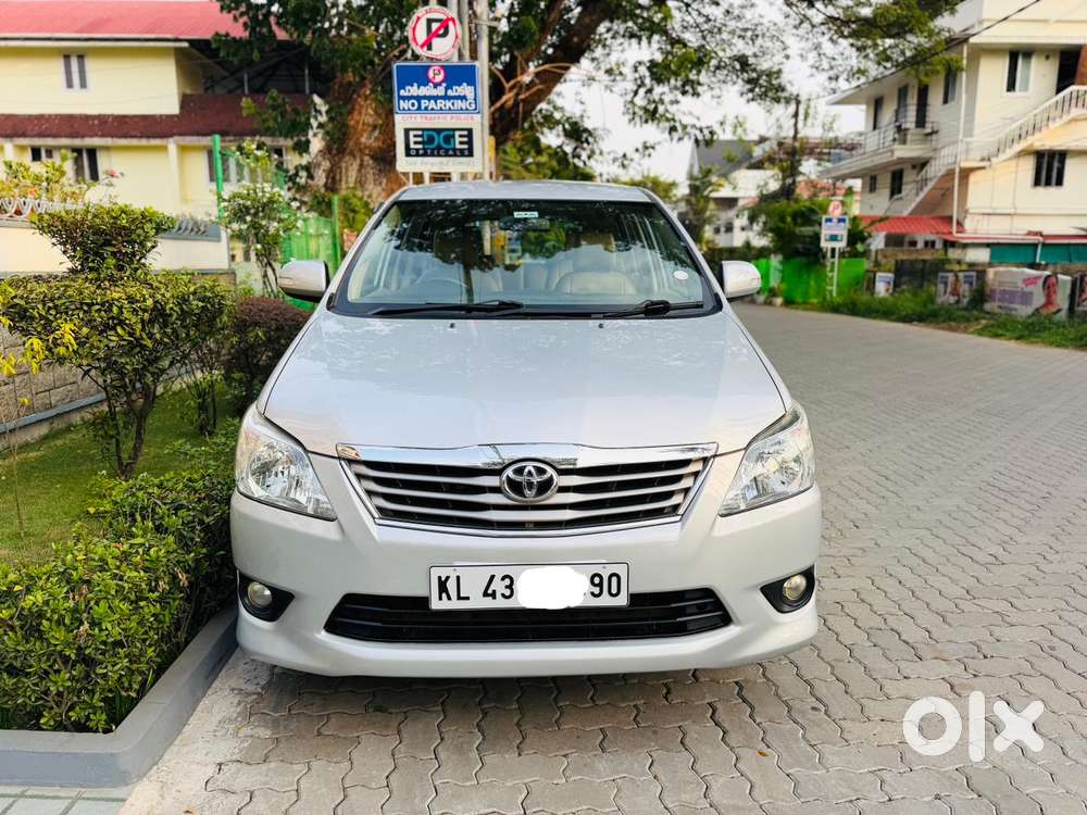Toyota Innova 2.5 V 7 Str, 2012, Diesel