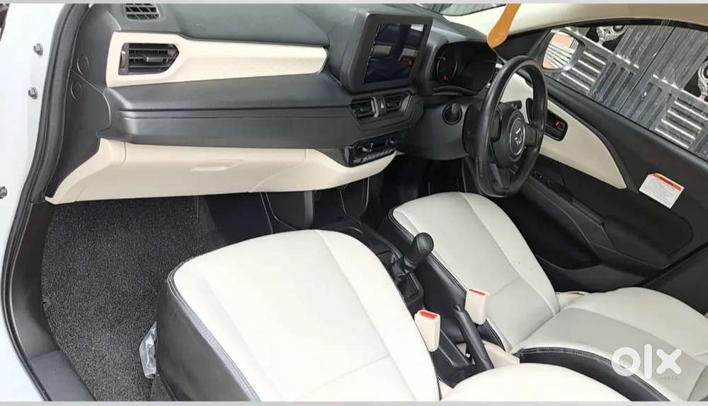 Maruti Suzuki Dzire 2025