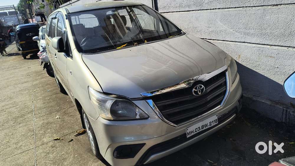 Toyota Innova 2.5 G (diesel) 8 Seater, 2015, Diesel