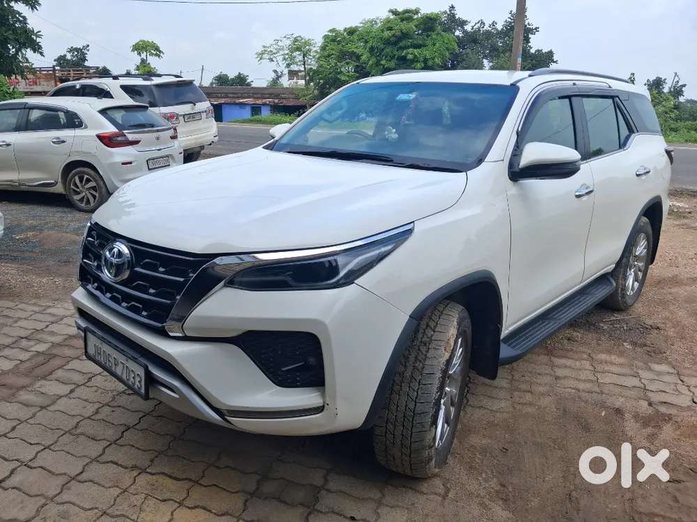 Toyota Fortuner Legender 2021