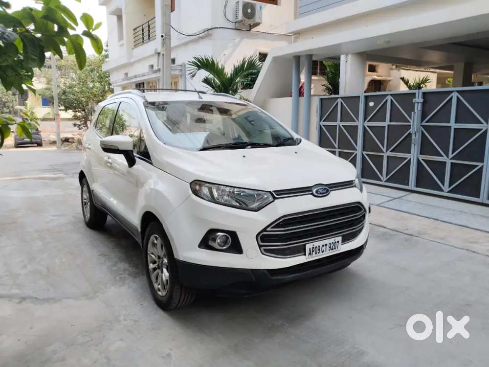 Ford Ecosport 1.5 Diesel Titanium Tdci , White Colour