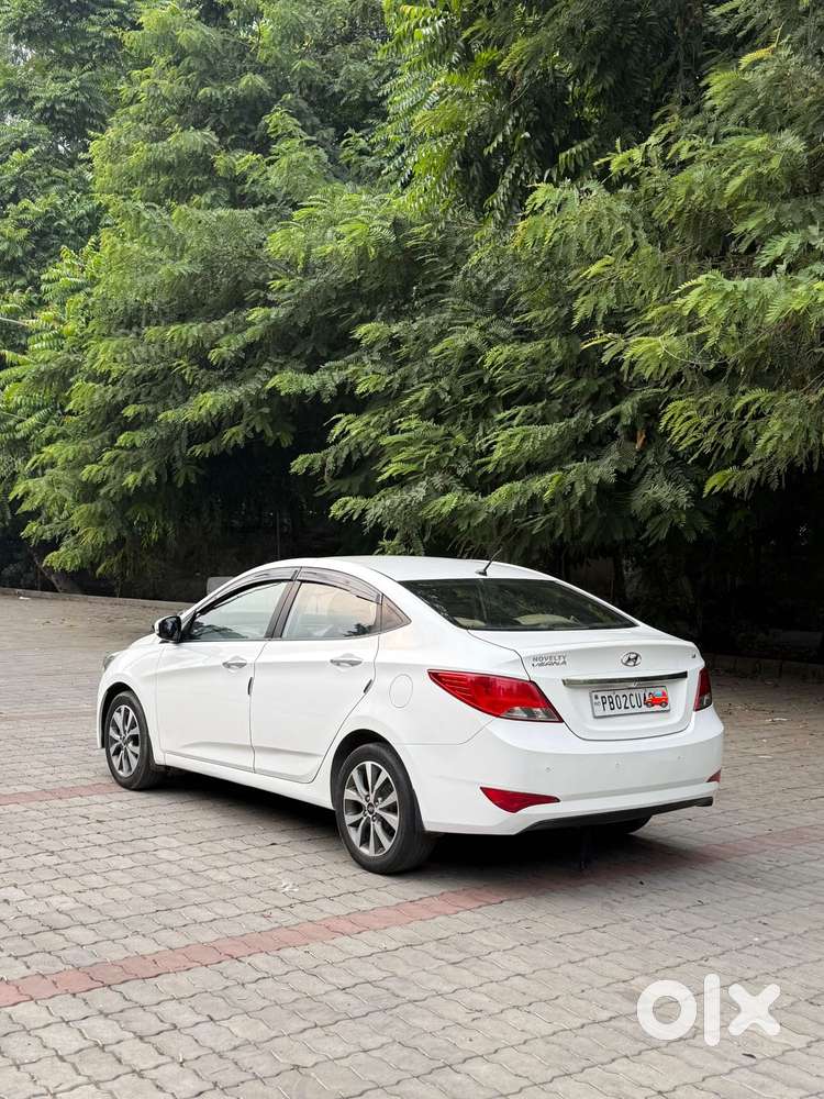 Hyundai Verna, 2015, Diesel