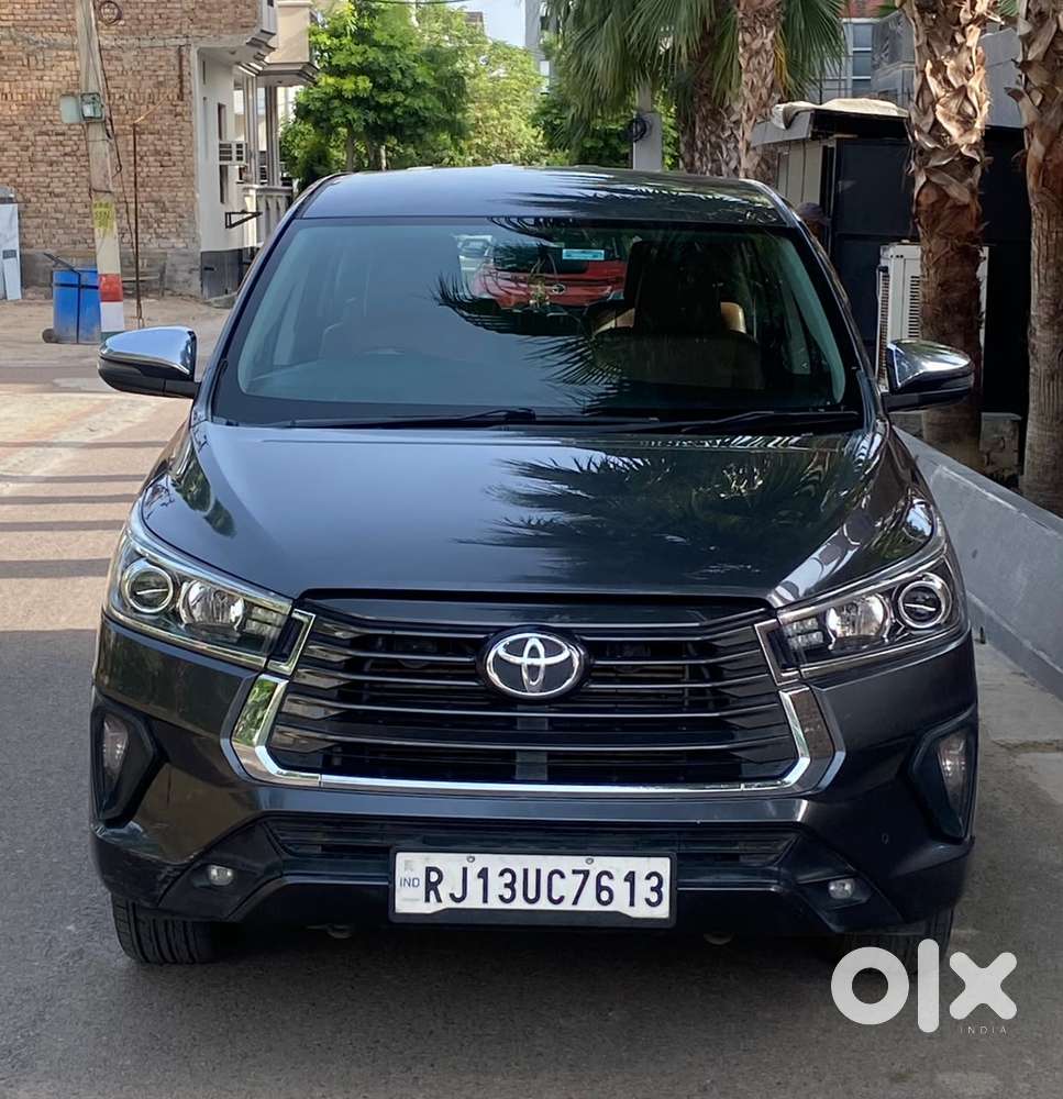 Toyota Innova Crysta 2.8z Automatic, 2022, Diesel