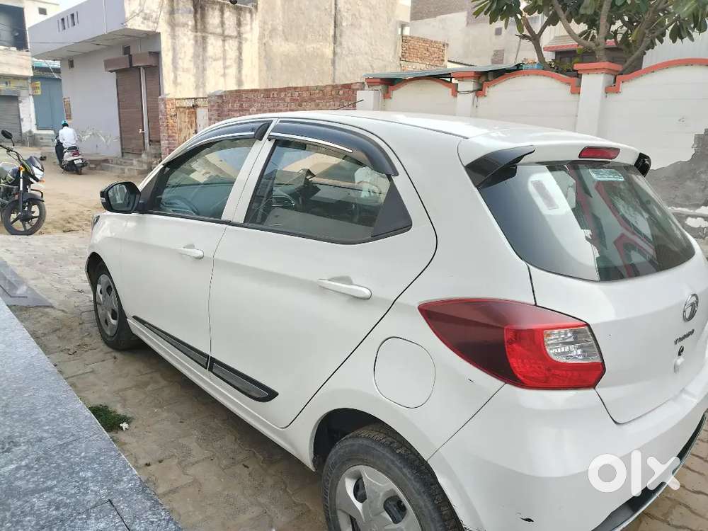 Tata Tiago 2022 Petrol Well Maintained