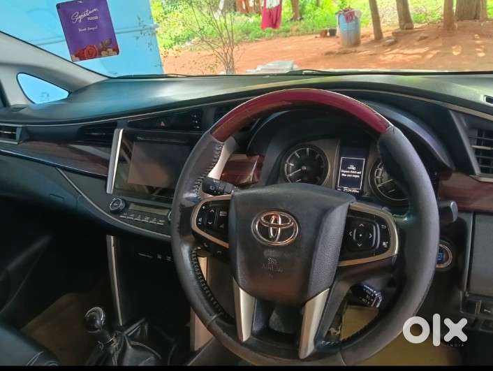 Toyota Innova Crysta 2.5z, 2016, Diesel