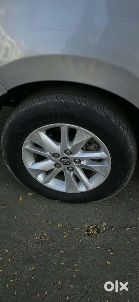 Toyota Innova Crysta 2.8z Automatic, 2017, Diesel