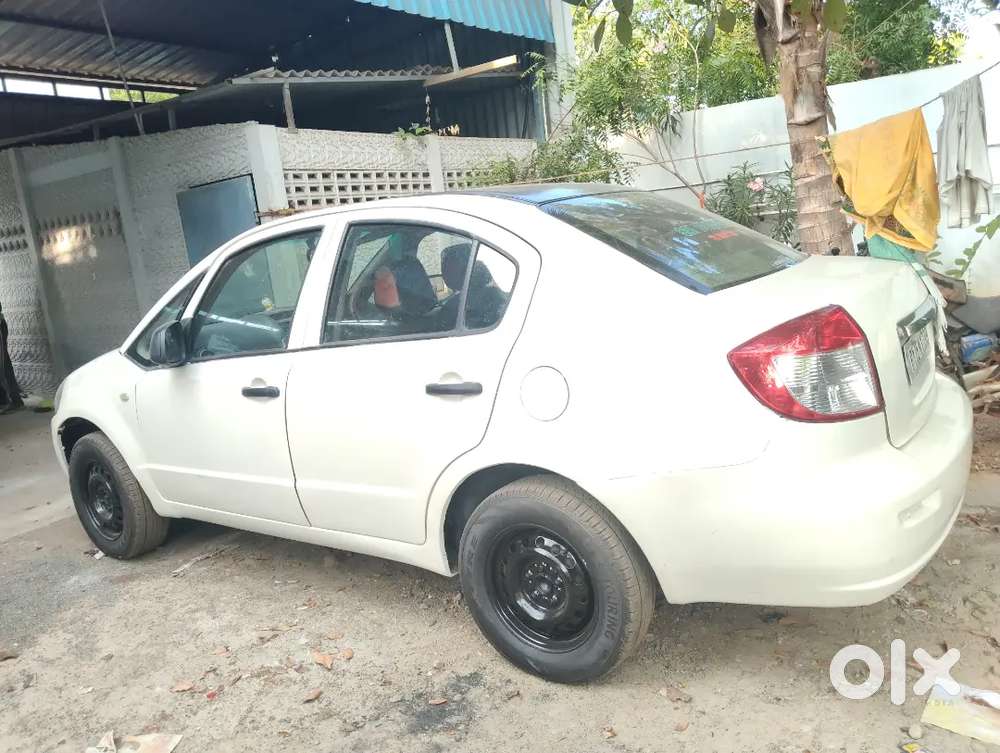 Maruti Suzuki Sx4 Petrol 2012