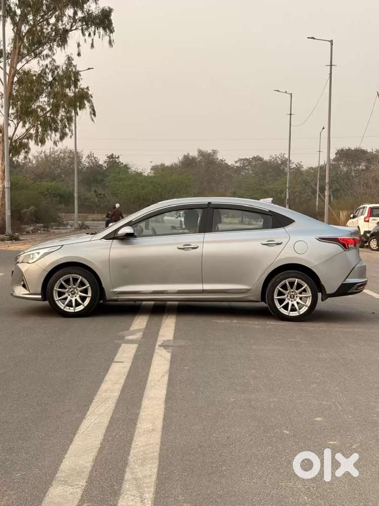 Hyundai Verna 1.6 Sx (o) Vtvt, 2022, Petrol