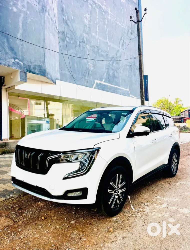 Mahindra Xuv700 Ax7l Petrol 2025 1st Owner