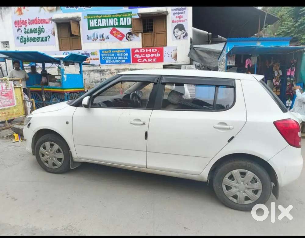 Skoda Fabia 2010 Petrol 64000 Km Driven