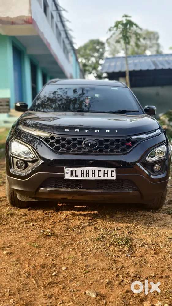 2023 Tata Safari Xza+(o) Red Dark Edition Wth Level 2 Adas
