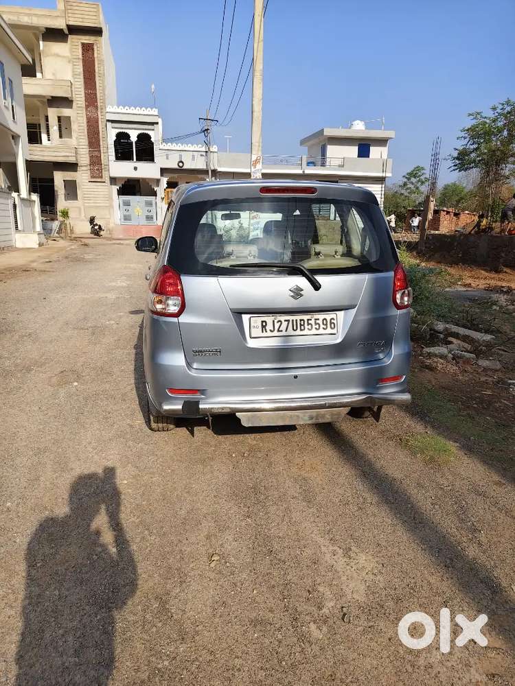Maruti Suzuki Ertiga 2013 Diesel 180000 Km Driven