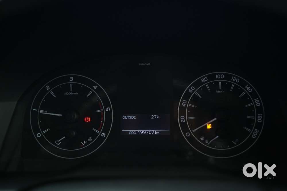 Toyota Innova Crysta 2.4 G Mt, 2017, Diesel
