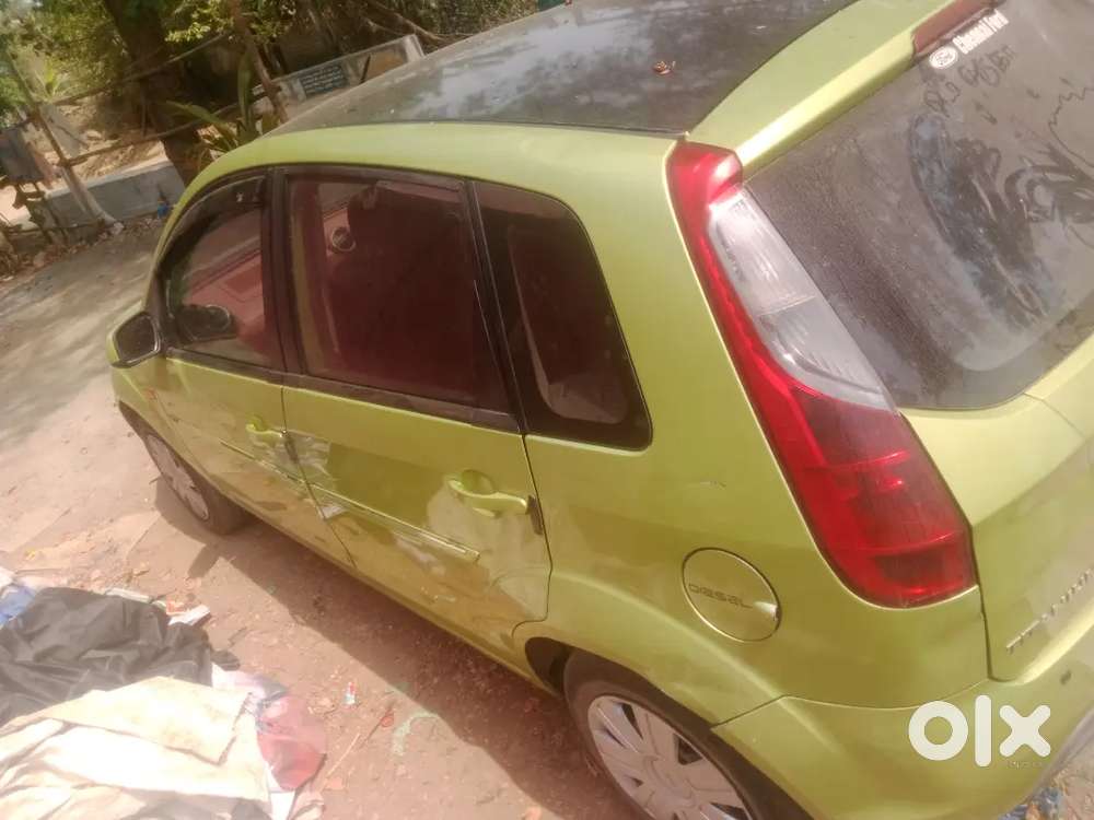 Ford Figo 2011 Diesel 120000 Km Driven