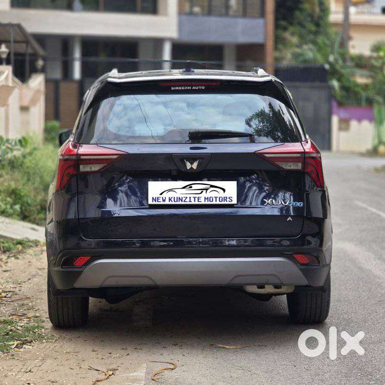 Mahindra Xuv700 2.0 Ax 7 Petrol Mt Str, 2025, Petrol