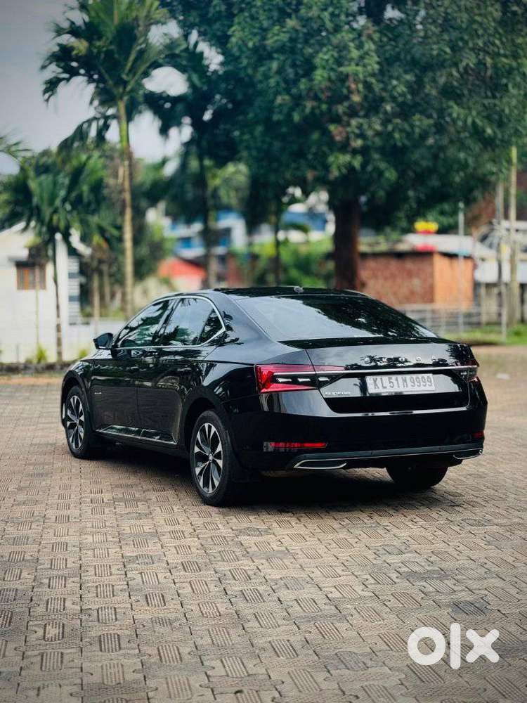 Skoda Superb 2.0 L&k Tsi At, 2021, Petrol