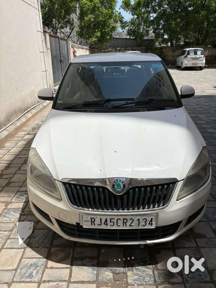 Skoda Fabia 2011 Petrol 100000 Km Driven