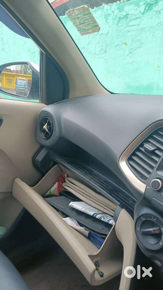 2nd Top Model Of Santro Sports Car And 12000km Driven Only