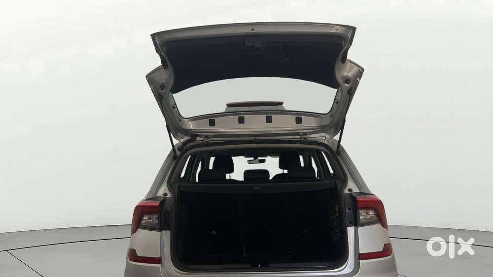 Skoda Kushaq Style 1.0l Tsi At, 2023, Petrol