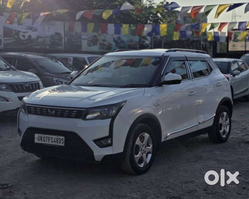 Mahindra Xuv300 W6, 2024, Petrol