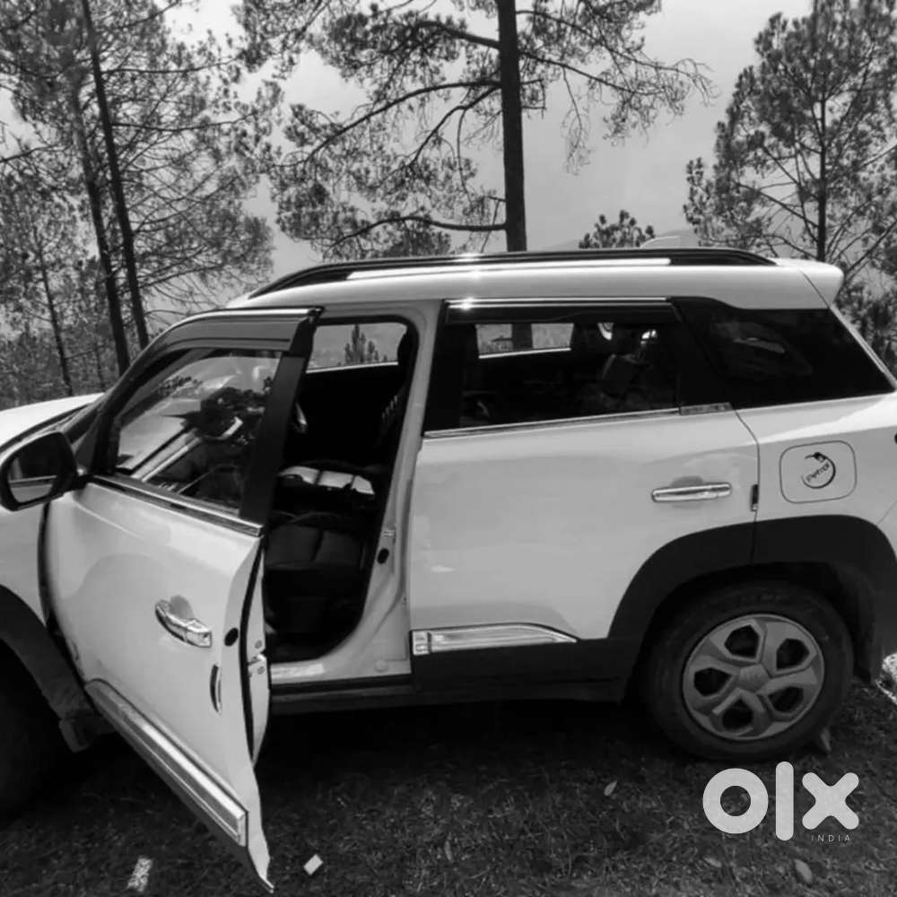 Uk 18 Hai Okk Maruti Suzuki Vitara Brezza 2025 Petrol 15000 Km Driven