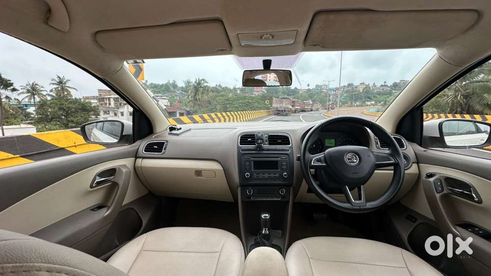 Skoda Rapid 2013 Petrol