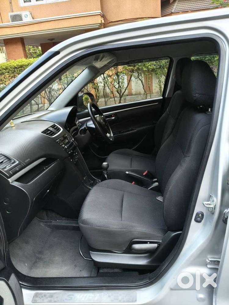 Maruti Suzuki Swift Zdi Plus, 2015, Diesel