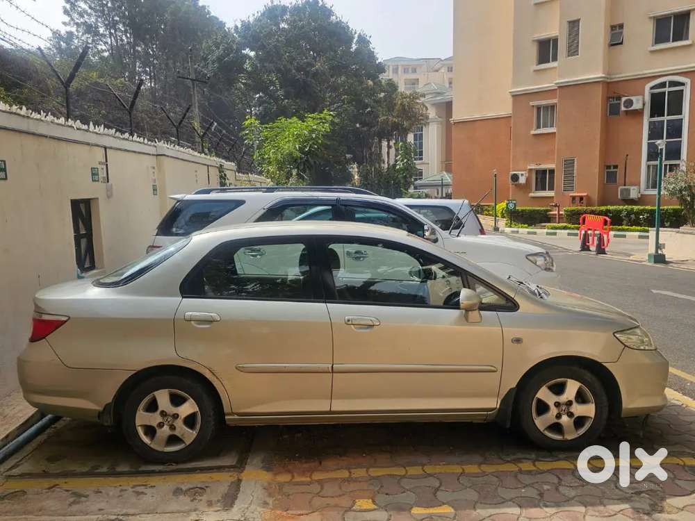 Honda City ZX vtech 2005 Petrol allow wheels, single owner