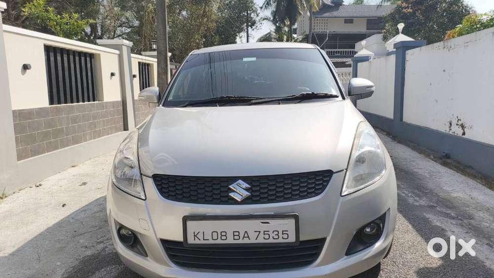 Maruti Suzuki Swift Vxi + Manual, 2013, Petrol