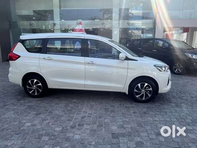 Toyota Rumion, 2024, Petrol