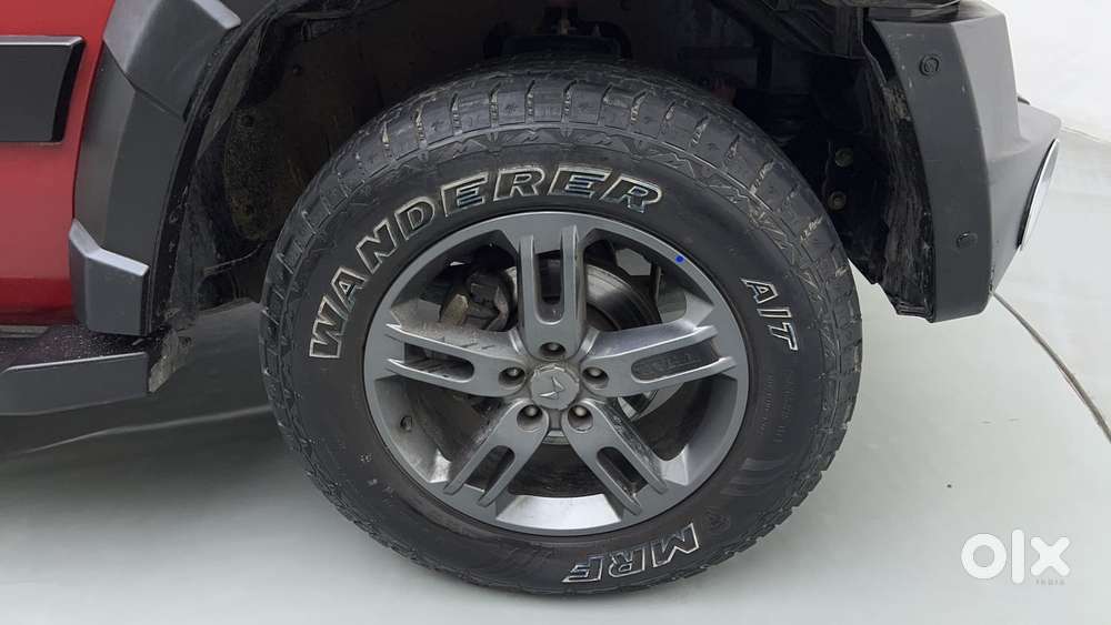 Mahindra Thar Lx Hard Top Petrol Mt 4wd, 2023, Petrol