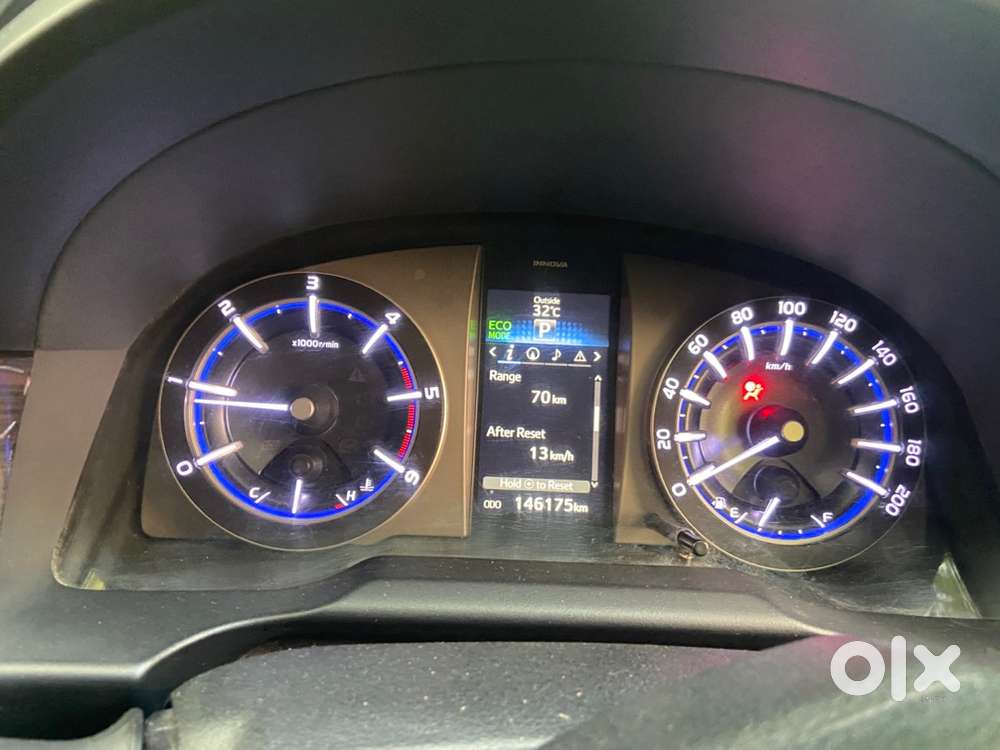 Toyota Innova Crysta 2017 Diesel Automatic