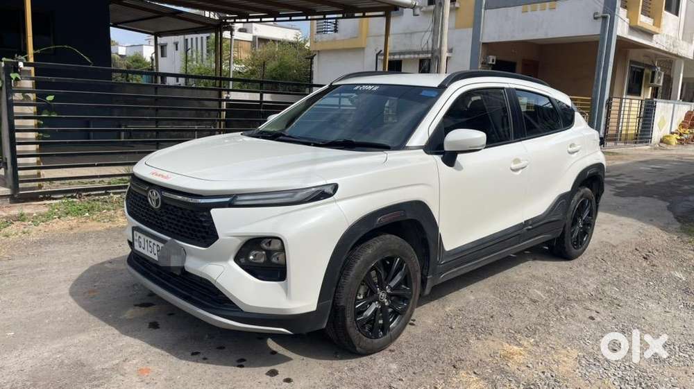 Toyota Urban Cruiser Taisor Amt Petrol 2024