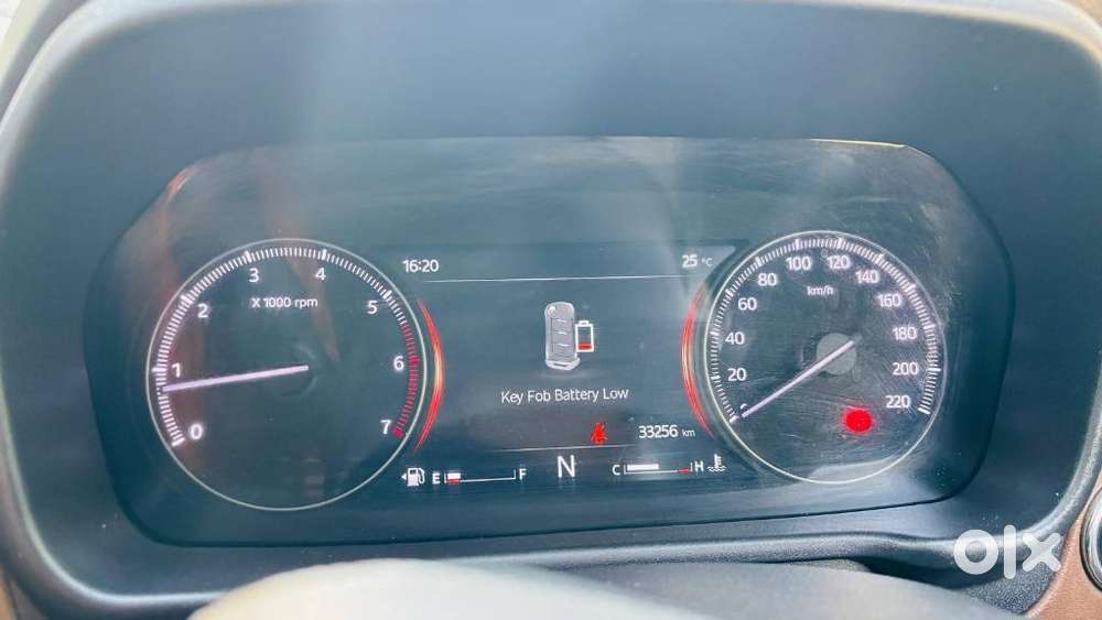 Mahindra Scorpio N Z8 Petrol Mt 7 Str, 2023, Petrol