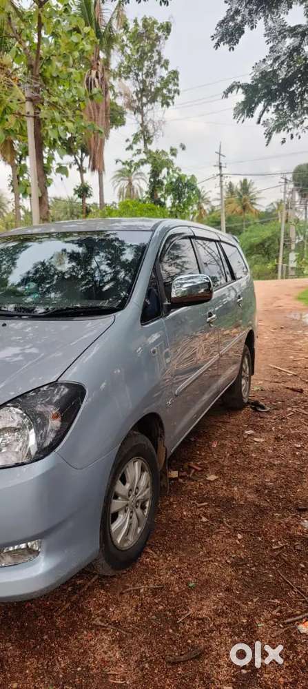 Toyota Innova 2010 Diesel 190000 Km Driven